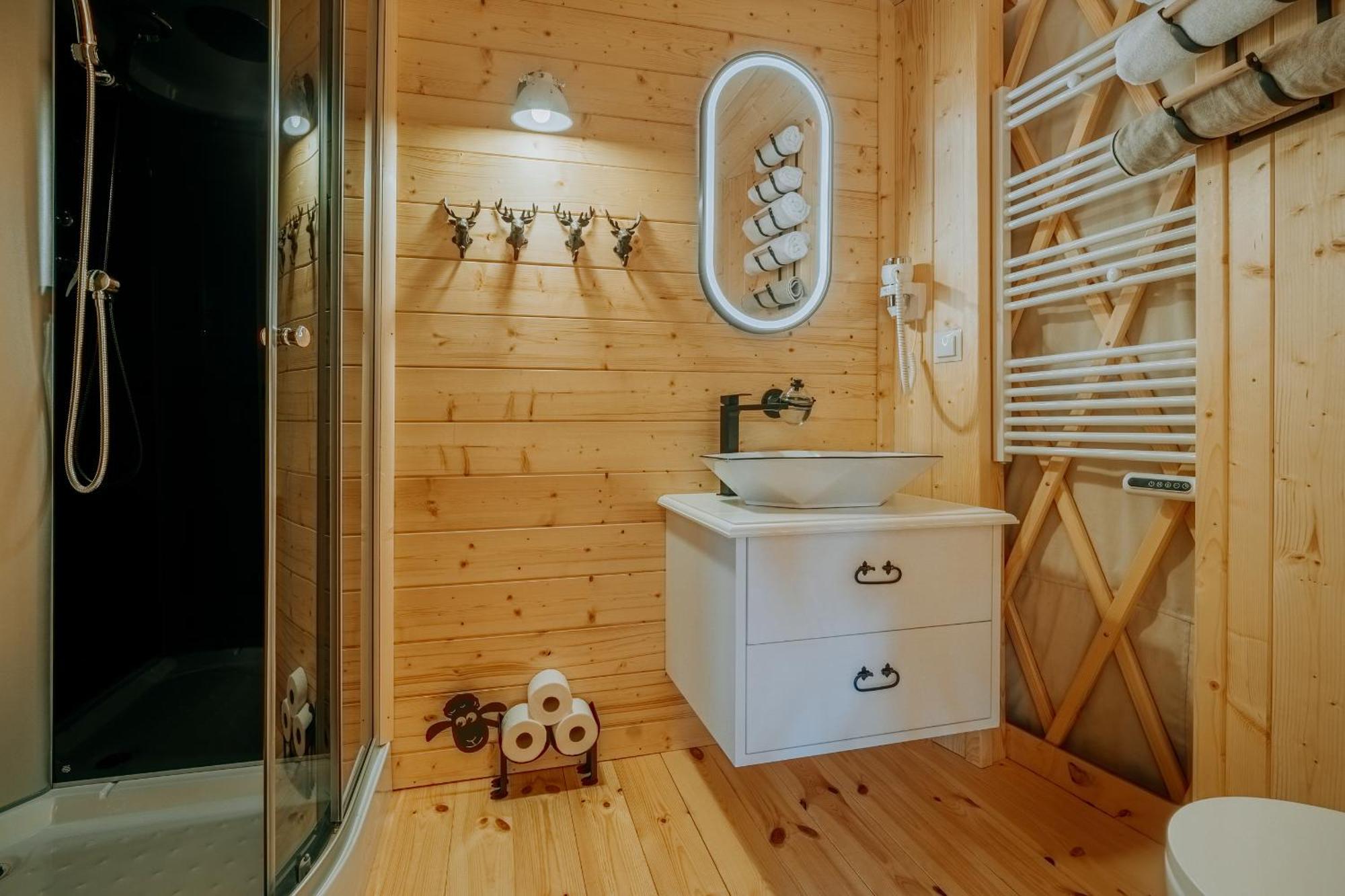 Jurta Na Wypasie - Luksusowy Namiot Z Widokiem Na Gory - Jacuzzi, Sauna, Split Ac, Private, Star View ザコパネ エクステリア 写真