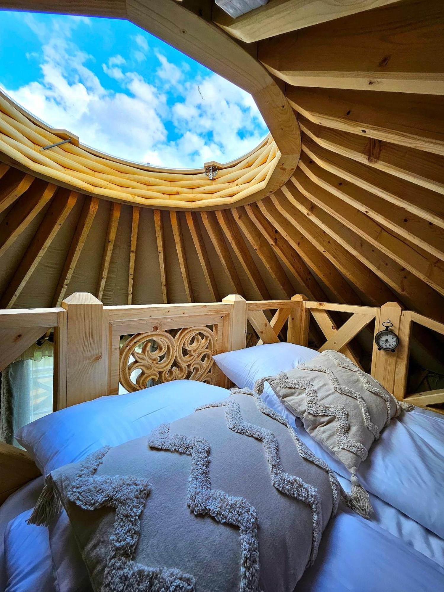 Jurta Na Wypasie - Luksusowy Namiot Z Widokiem Na Gory - Jacuzzi, Sauna, Split Ac, Private, Star View ザコパネ エクステリア 写真
